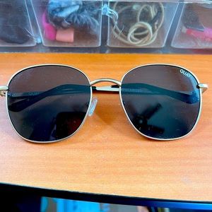 Quay “Jezzabell” Polarized Sunnies